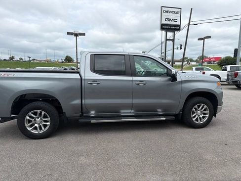 Used 2023 Chevrolet Silverado 1500 LT AWD/4WD image 17