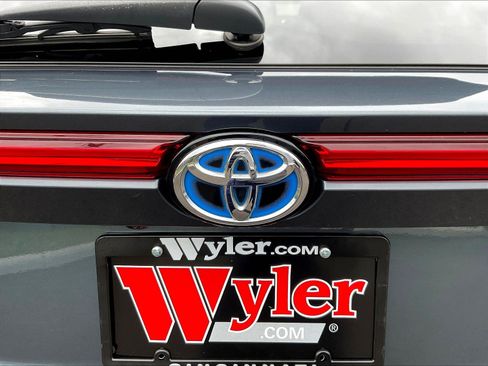 Used 2021 Toyota Venza Limited w/ Advanced Technology Package AWD/4WD image 24