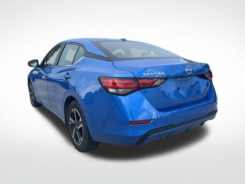 Used 2024 Nissan Sentra SV FWD image 9