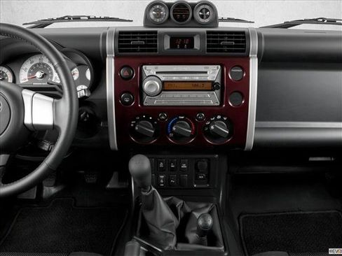 Used 2007 Toyota FJ Cruiser 4WD image 10