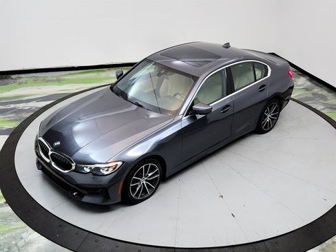 Used 2020 BMW 330i Sedan w/ Driving Assistance Package RWD image 34