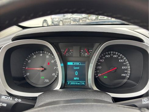 Used 2017 Chevrolet Equinox Premier w/ Enhanced Convenience Package FWD image 20