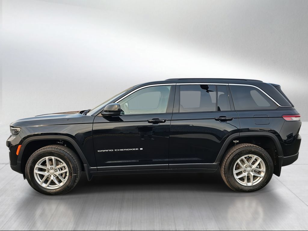 New 2025 Jeep Grand Cherokee Laredo X w/ Luxury Tech Group I AWD/4WD image 3
