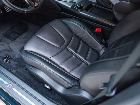 Used 2021 Nissan GT-R Premium AWD/4WD image 30