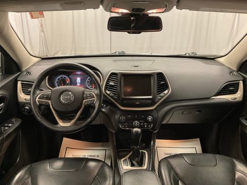 Used 2016 Jeep Cherokee Limited image 33