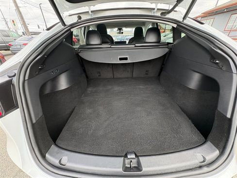 Used 2020 Tesla Model Y Long Range AWD/4WD image 18