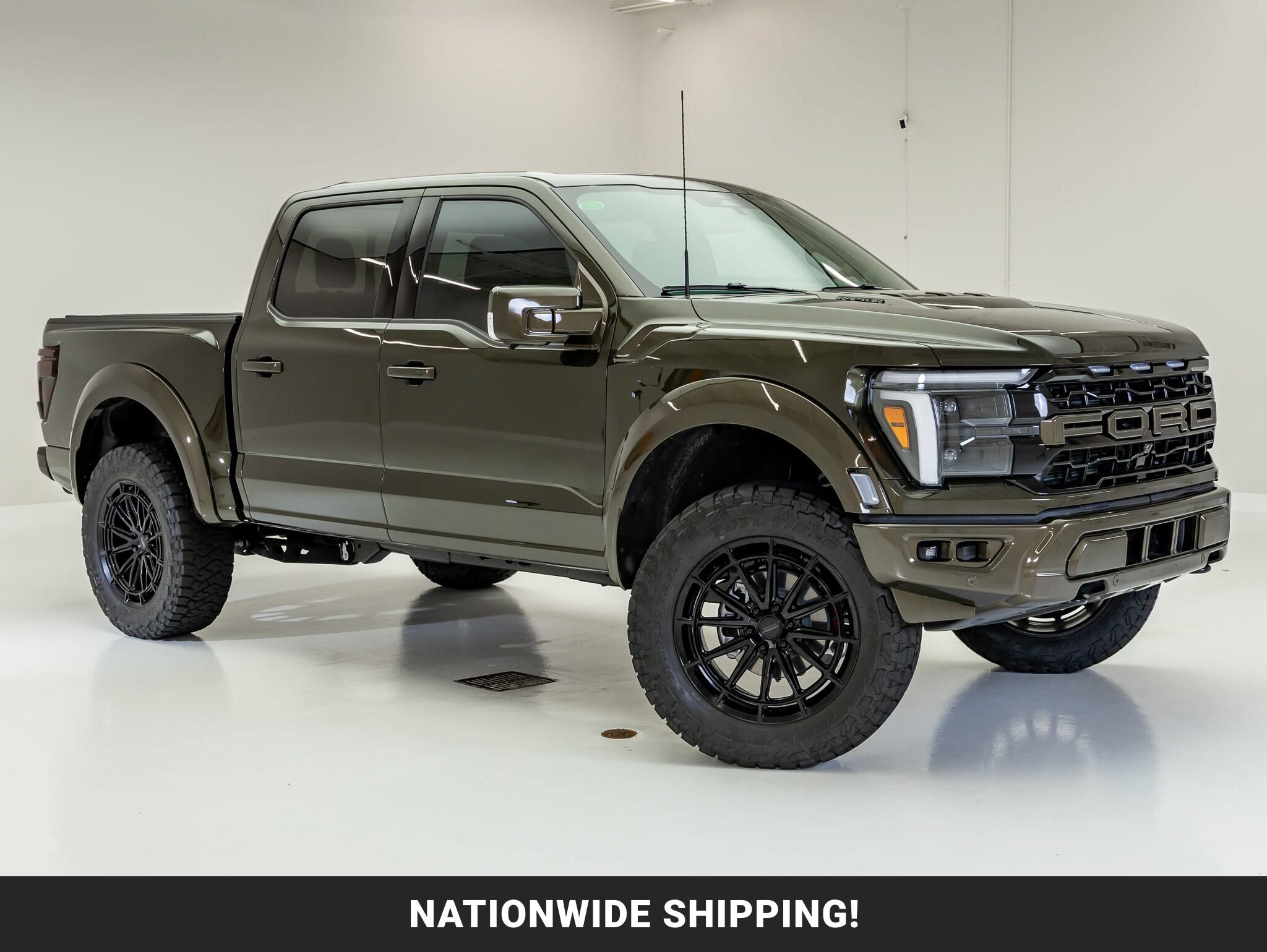 Used 2026 Ford F150 Raptor AWD/4WD image 1