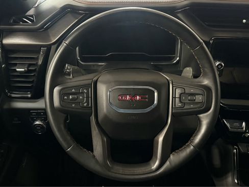 Used 2024 GMC Sierra 1500 AT4 w/ AT4 Preferred Package AWD/4WD image 18