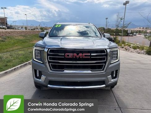 Used 2023 GMC Yukon XL SLT w/ SLT Luxury Package AWD/4WD image 5