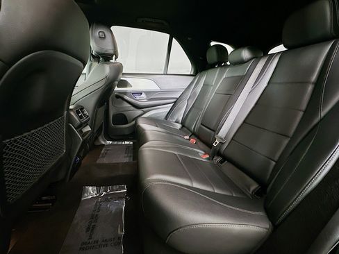 Used 2024 Mercedes-Benz GLE 350 4MATIC image 9