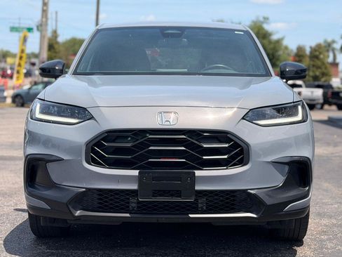 Used 2024 Honda HR-V Sport image 3