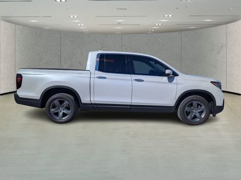 Used 2023 Honda Ridgeline RTL-E image 2