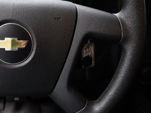 Used 2024 Chevrolet Express 2500 w/ Driver Convenience Package image 25