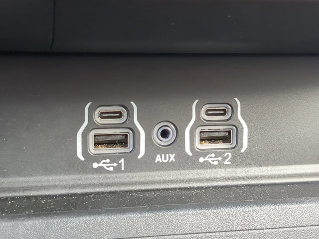Used 2025 RAM 1500 Big Horn AWD/4WD image 24