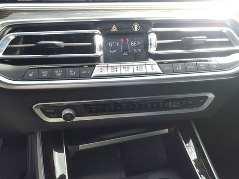 Used 2021 BMW X5 xDrive40i w/ Premium Package AWD/4WD image 33