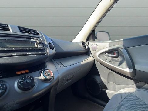 Used 2012 Toyota RAV4 4WD image 22