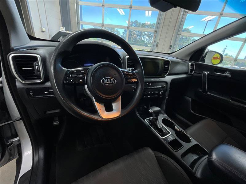 Used 2020 Kia Sportage LX FWD image 12