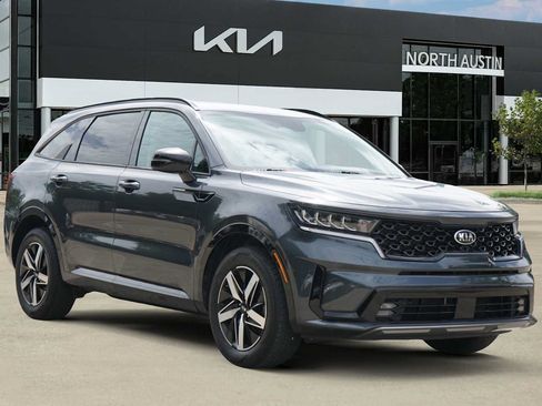 Used 2021 Kia Sorento EX FWD image 7