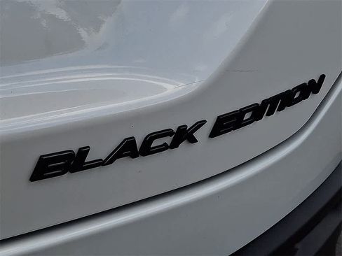 New 2025 Honda Pilot Black Edition image 8