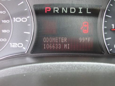 Used 2007 Pontiac Torrent 2WD w/ Preferred Package image 32