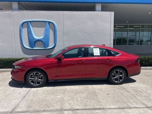 Used 2023 Honda Accord EX image 5