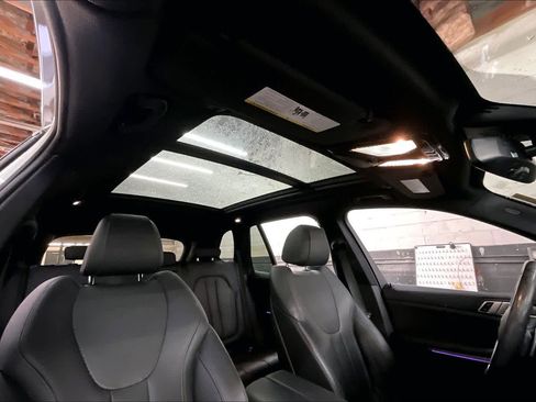 Used 2021 BMW X5 xDrive40i w/ Premium Package image 24