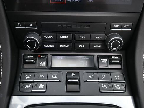 Certified 2025 Porsche 718 Boxster Style Edition image 12