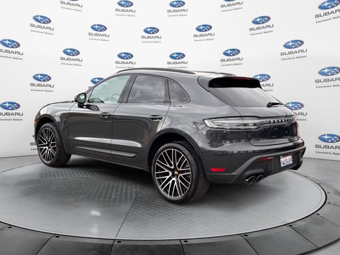 Used 2026 Porsche Macan AWD/4WD image 3