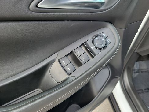 Used 2024 Buick Encore GX Preferred image 23