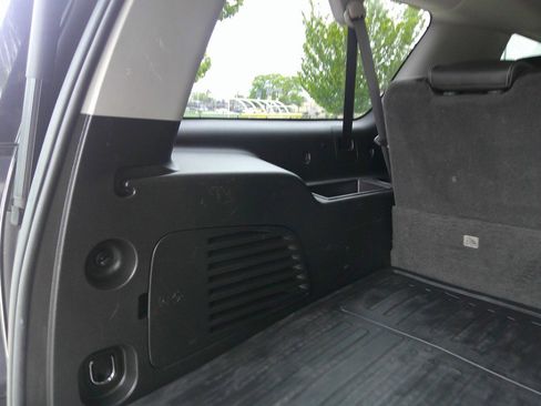 Used 2019 GMC Yukon XL Denali AWD/4WD image 19