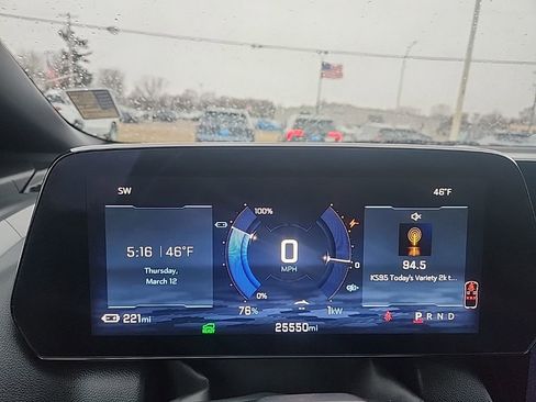 Used 2024 Chevrolet Equinox EV RS image 22