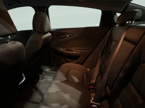 Used 2024 Chevrolet Malibu LT image 11