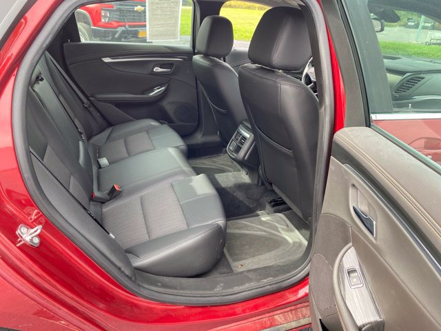 Used 2020 Chevrolet Impala LT w/ LT Convenience Package FWD image 7