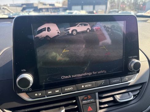 Used 2025 Nissan Altima 2.5 S image 21