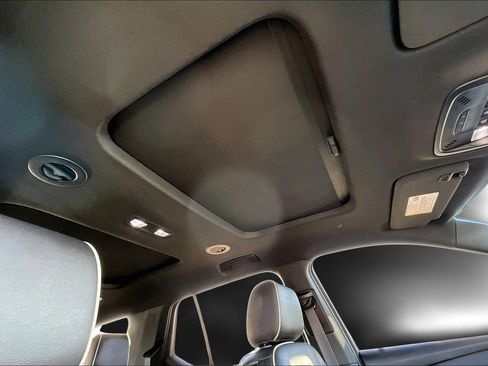 Certified 2023 Chevrolet Traverse Premier w/ Redline Edition image 29