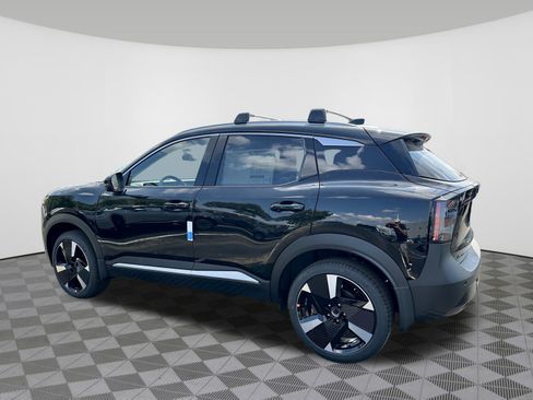 New 2026 Nissan Kicks SR AWD/4WD image 5