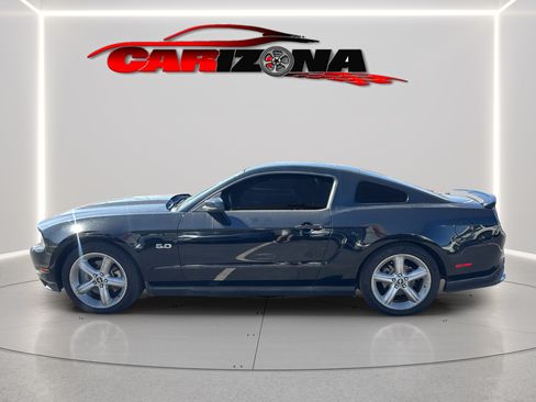 Used 2012 Ford Mustang GT Premium w/ HID Headlamps & Security Pkg RWD image 6
