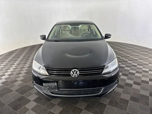 Used 2014 Volkswagen Jetta TDI FWD image 2