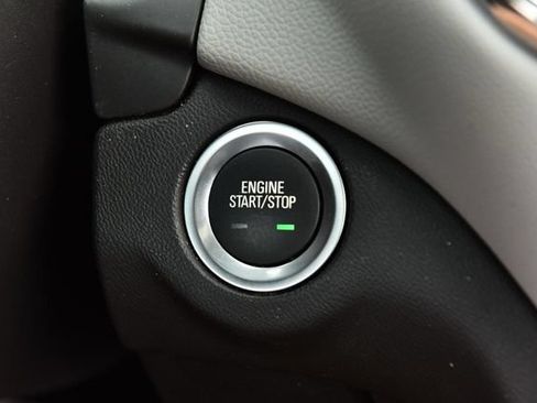 Used 2024 Chevrolet Equinox LS FWD image 15