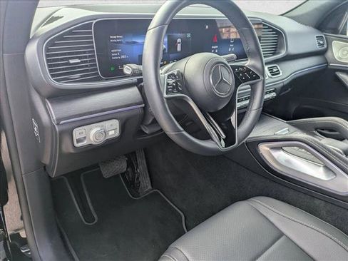 Used 2025 Mercedes-Benz GLE 350 4MATIC image 9