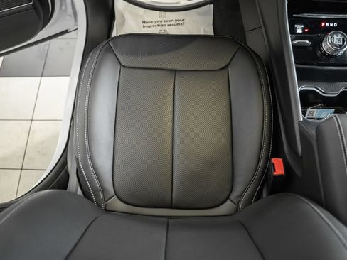 New 2026 Jeep Grand Cherokee L Limited AWD/4WD image 31