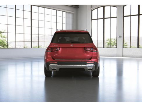 Certified 2023 Mercedes-Benz GLB 250 4MATIC image 42