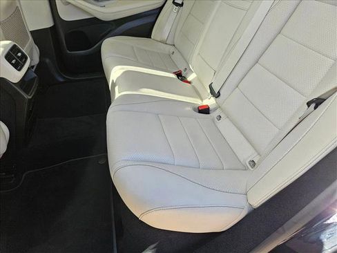 Used 2022 Mercedes-Benz GLE 350 4MATIC image 19