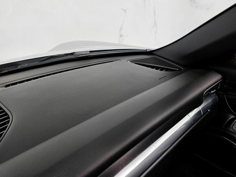 Used 2016 Porsche 911 Carrera image 33