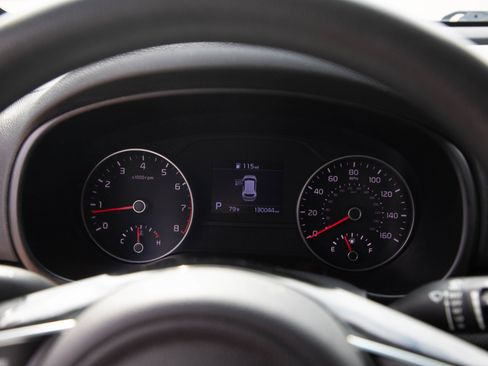 Used 2020 Kia Sportage LX FWD image 25