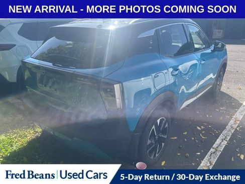 Used 2025 Nissan Kicks SR FWD image 7