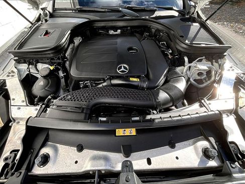 Used 2021 Mercedes-Benz GLC 300 GLC 300 image 15