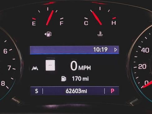 Used 2020 Chevrolet Equinox LT w/ Sport Edition AWD/4WD image 8