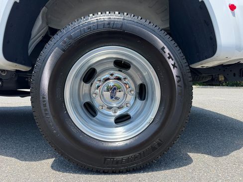 Used 2024 Ford F350 XL AWD/4WD image 66