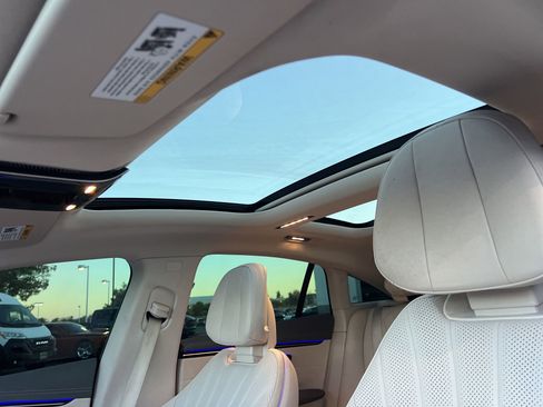 Used 2022 Mercedes-Benz EQS 450+ Sedan image 37